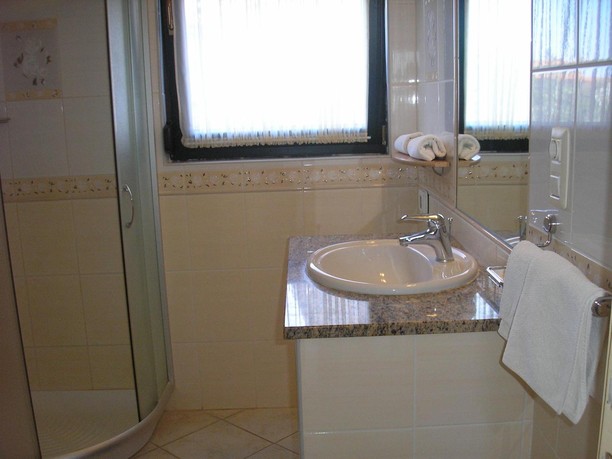 Apartments Villa Eden Preko Extérieur photo
