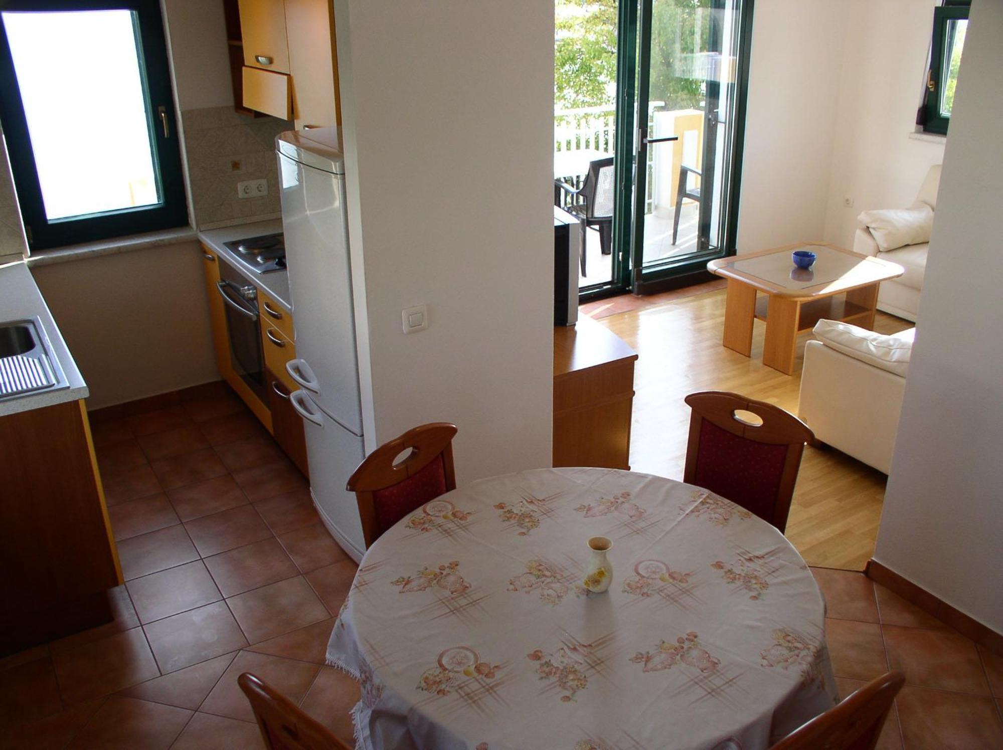 Apartments Villa Eden Preko Chambre photo